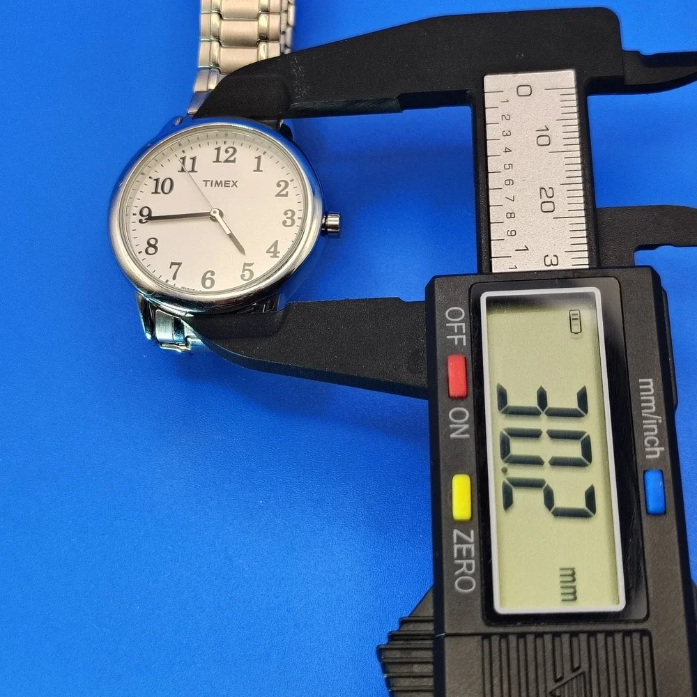 2018 Timex Indiglo Easy Reader 30mm Women's Quartz Watch Fits Size 5-8.5‎